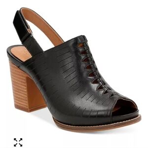 Clarks Artisian Black Leather Block Heel Mules W/Adjustable Ankle Strap Size 6.5